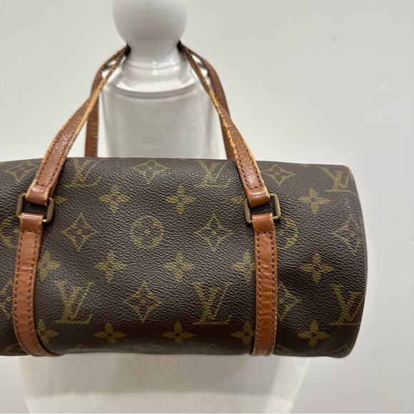 Louis Vuitton Monogram Papillon 26 Hand Bag Authentic - Picture 3 of 15
